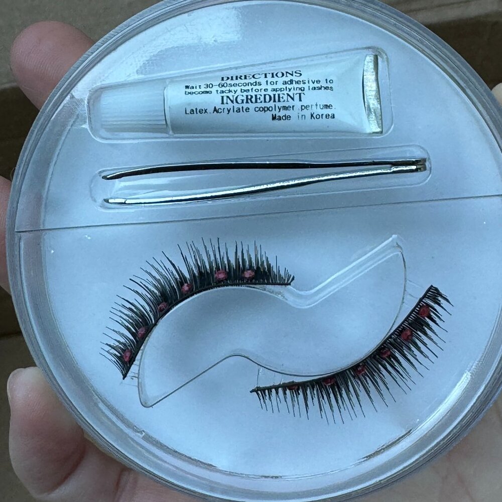 OSP Cosmetics Masquerade Pink Diamond Eye Lash Kit
